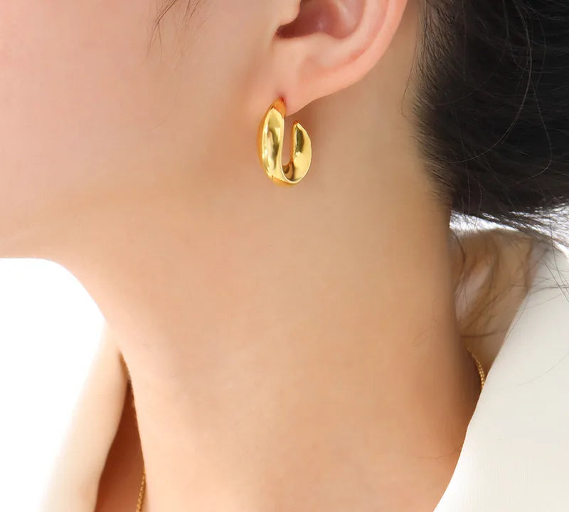 Elara Hoop Earrings - 18K Gold Anti-Tarnish