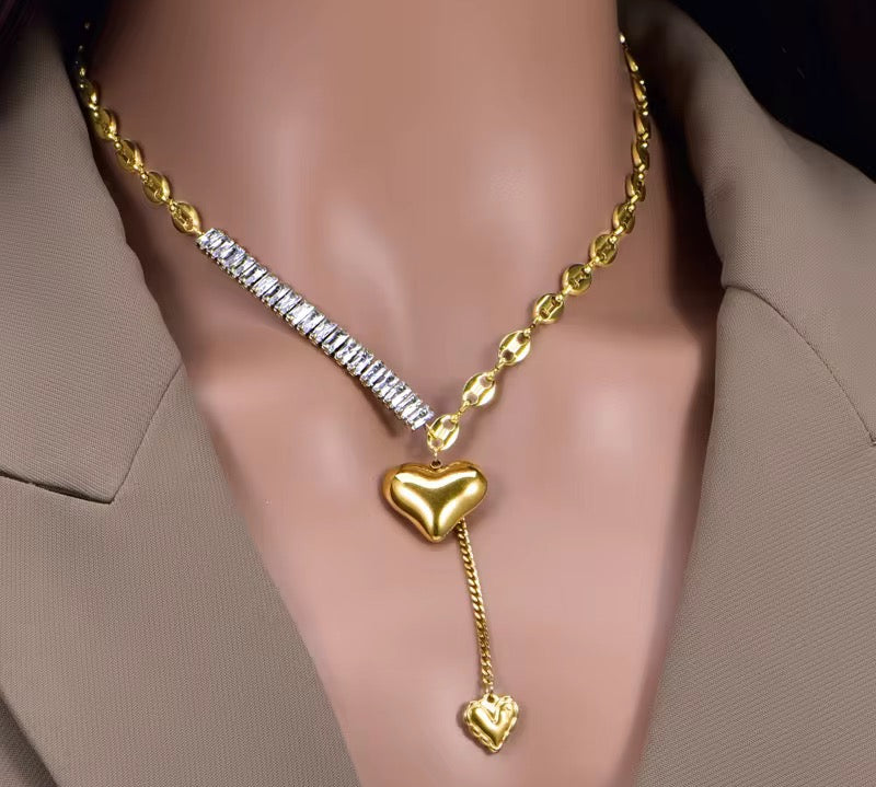 Aelina Diamond Heart Necklace - 18K Gold Anti-Tarnish