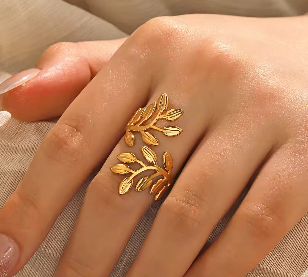 Claire Leaf Wrap - 18K Gold Anti-Tarnish Ring