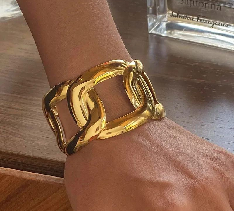 Interlock Cuff
