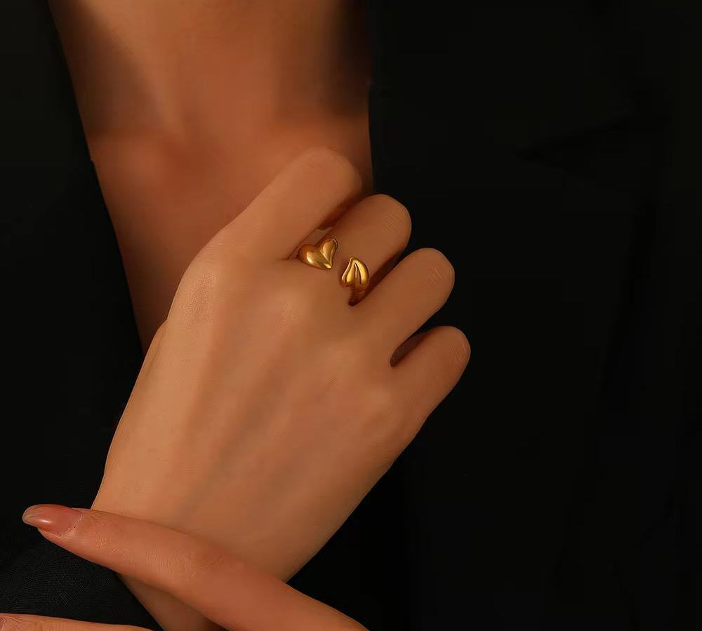 Sri Double heart Ring